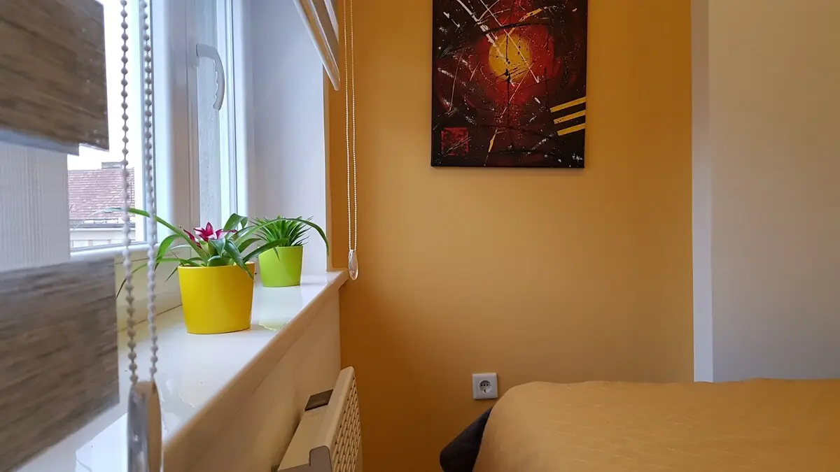 Charming rooftop apartment, EXCELLENT LOCATION