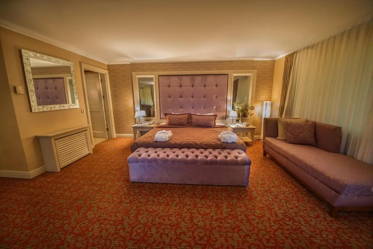 Dream Hill Business Deluxe Hotel Asia