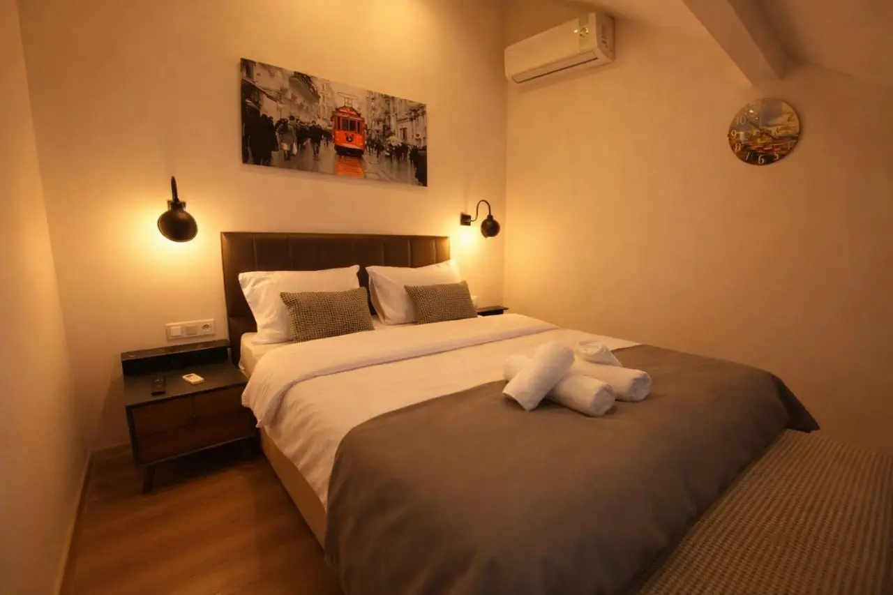 Elegance Suites