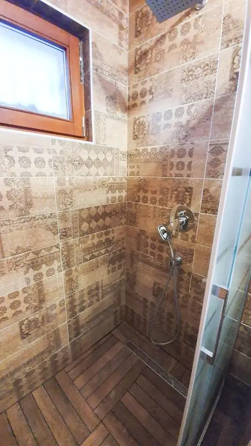 Zambak Apartments