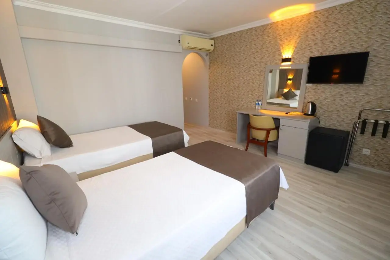 Artan Hotel