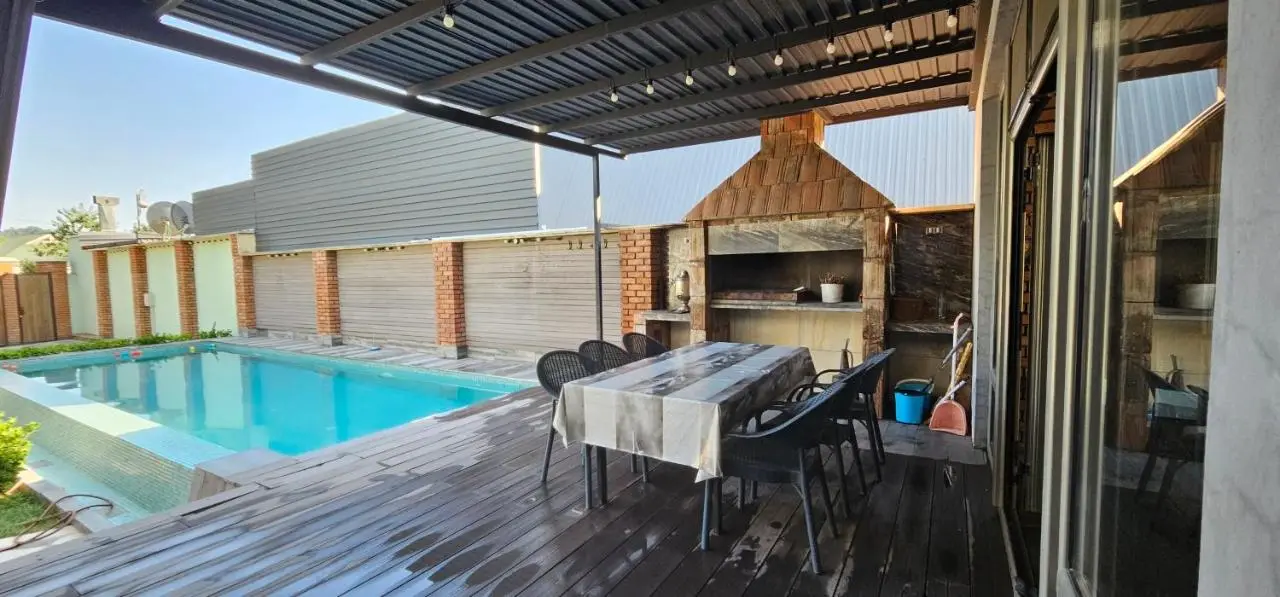 Trigon Villa Family , HOT POOL ,SAUNA,JACUZZI
