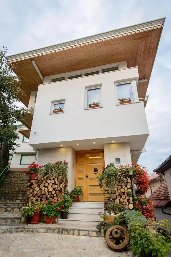 Residence Mahala - Boutique Stay Near Old Town
