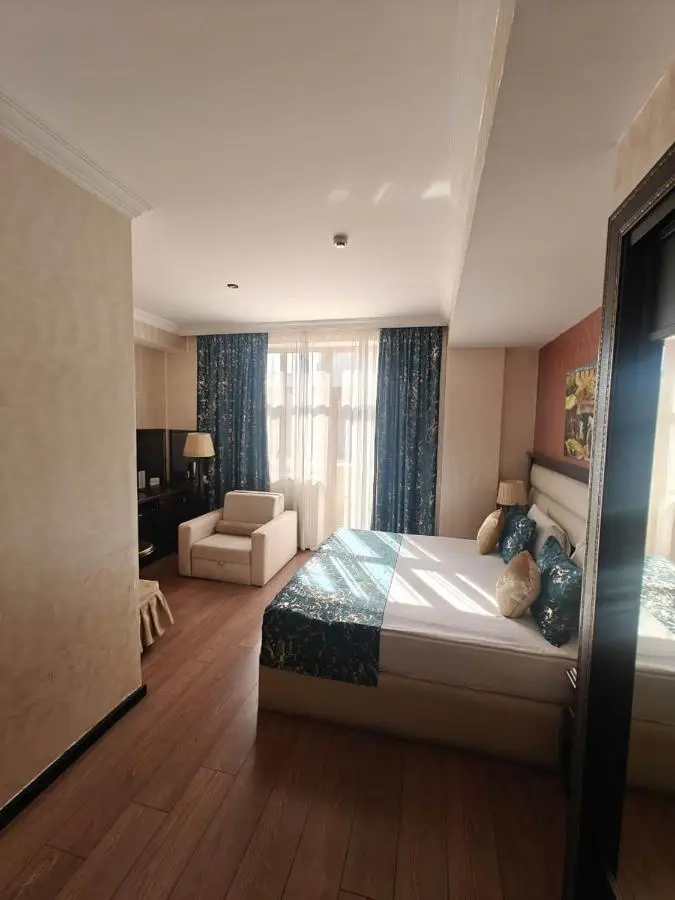 Smith Hotel
