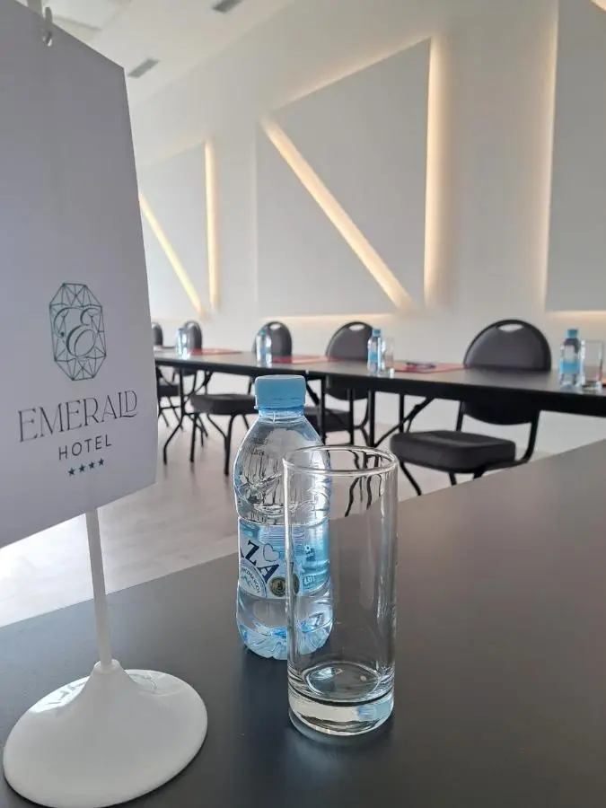 Hotel Emerald