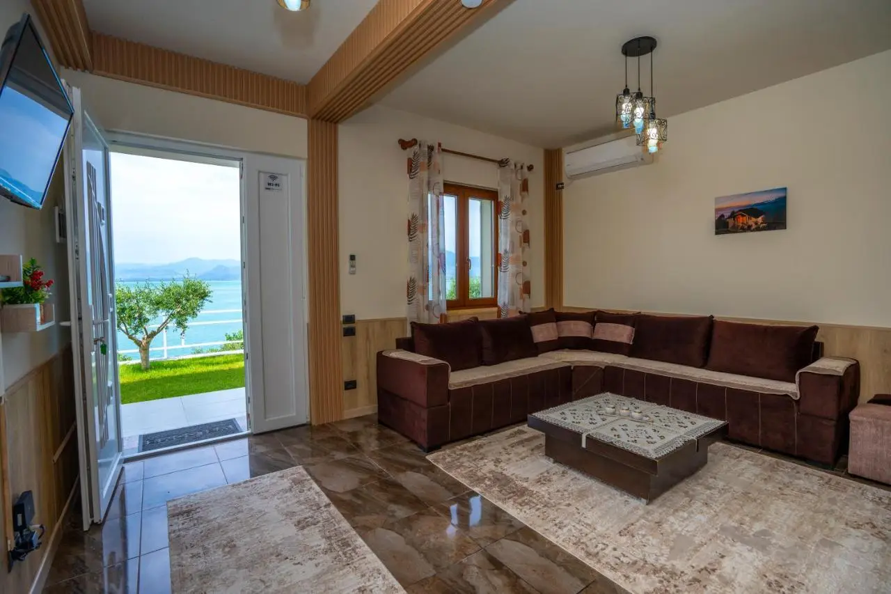 Xhuli Guesthouse