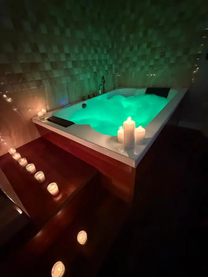 Lunarist Luxury Private Jacuzzi Suites Tirana