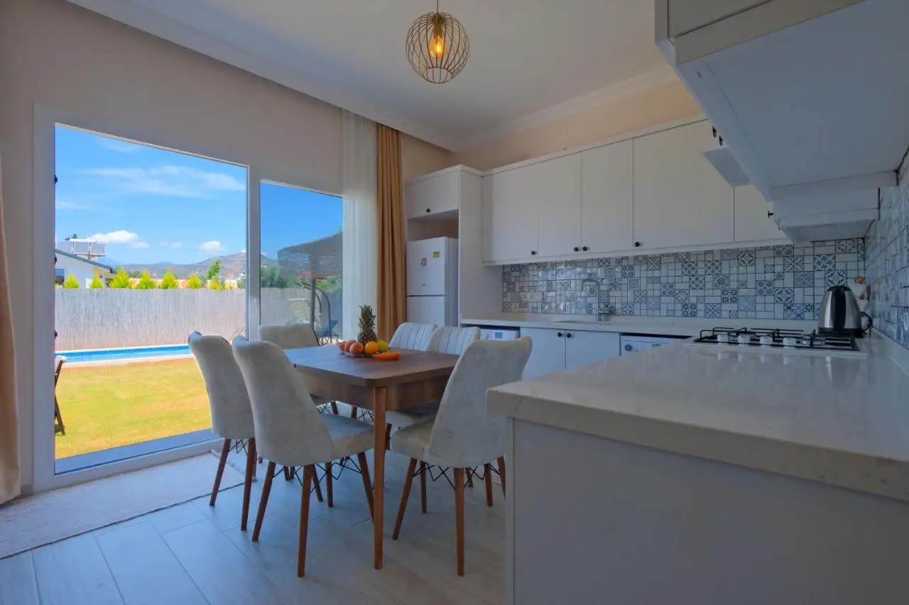 Villa Liya