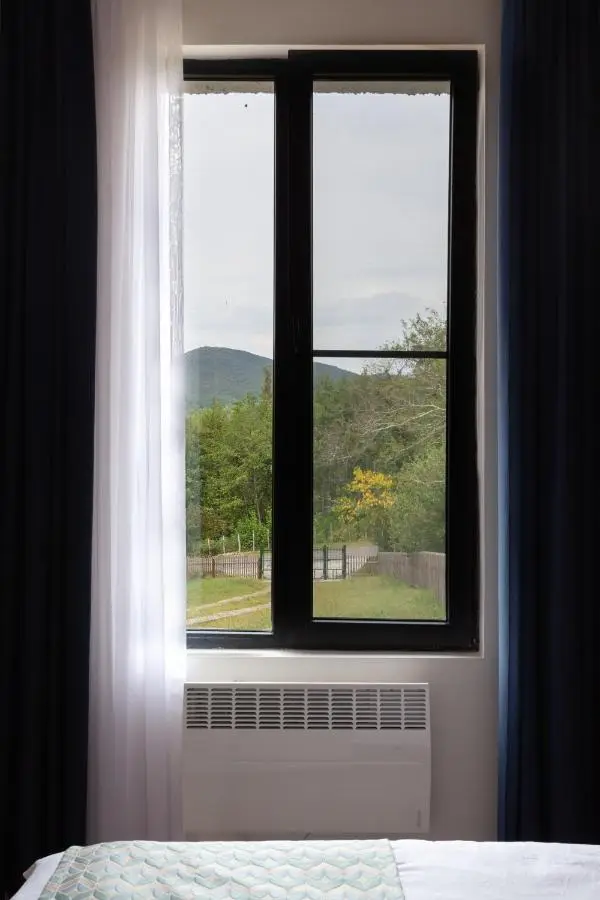 Renovated 3-bedroom House in Nature - Iskia Estate