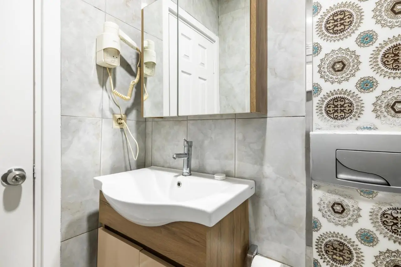 Taksim Dora Hotel