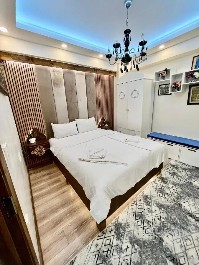 Mutlu flat