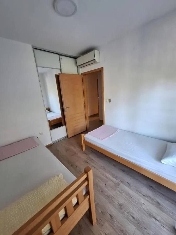 Apartment Enjoy free private parking