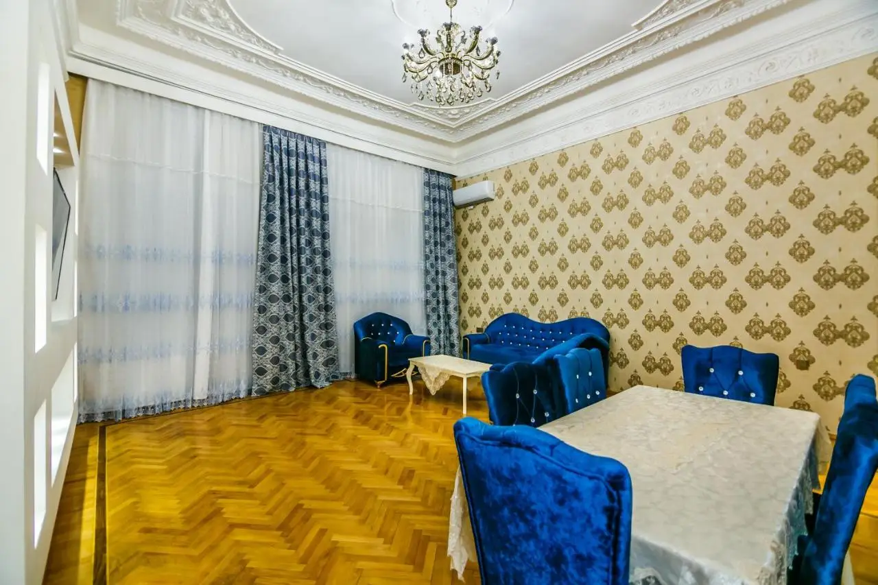 Hezi Aslanov house in CITY CENTRE