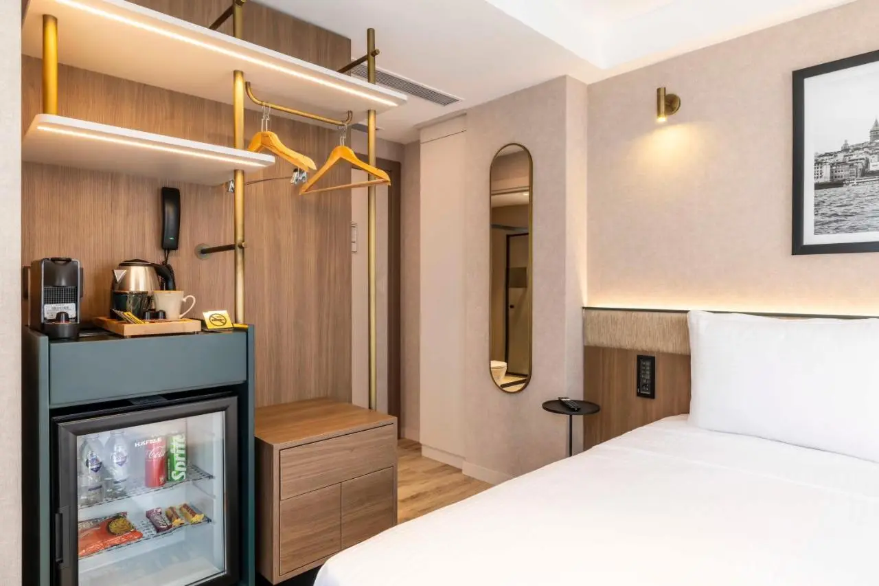 Emilion Hotel