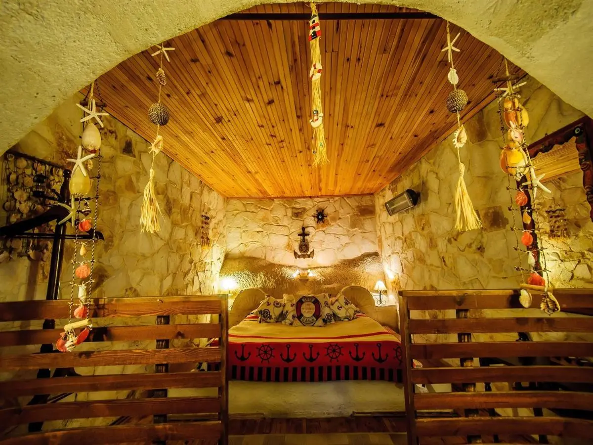 Adanos Konuk Evi