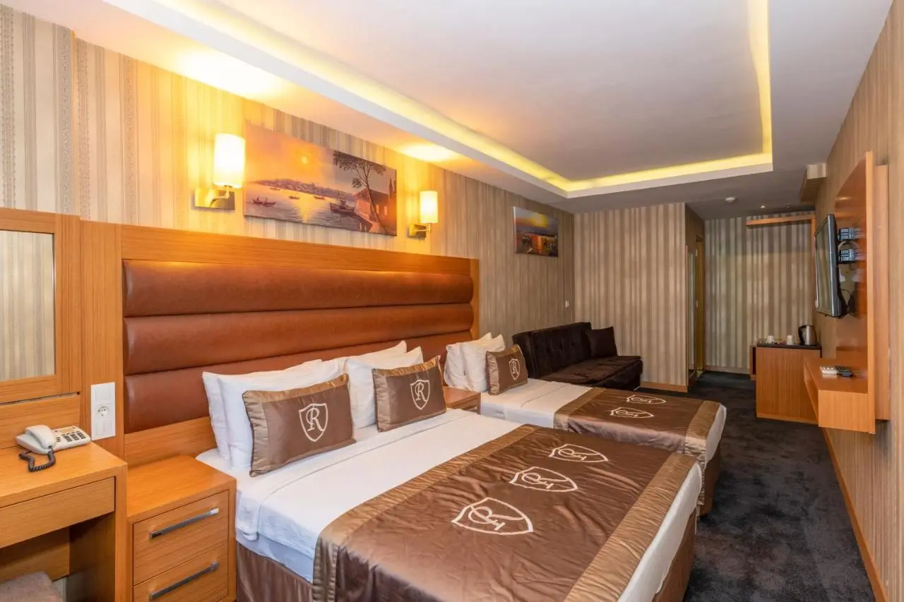 Regno Hotel