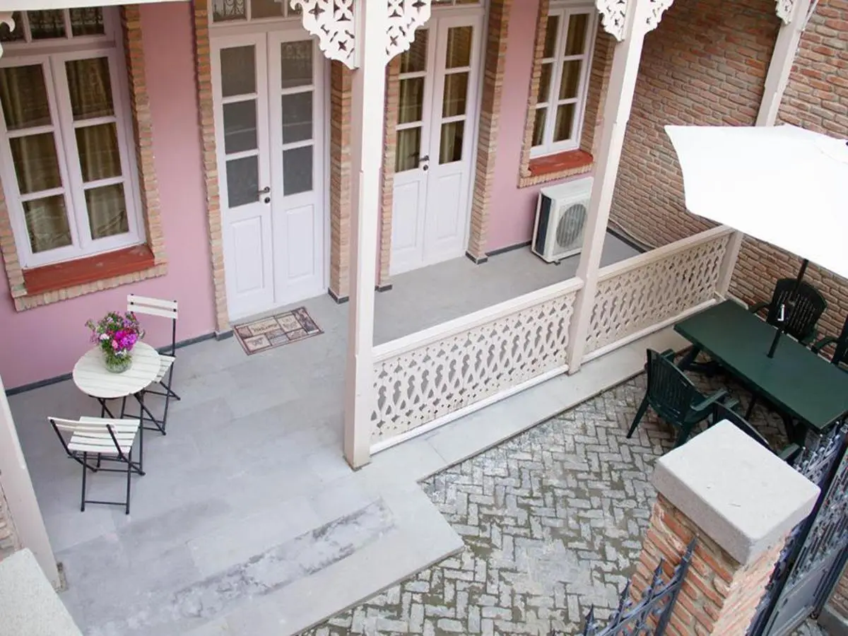 Apartment On Saadi Str Old Tbilisi