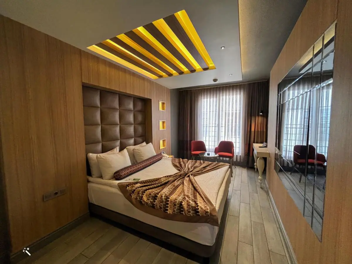 Hotel Zade