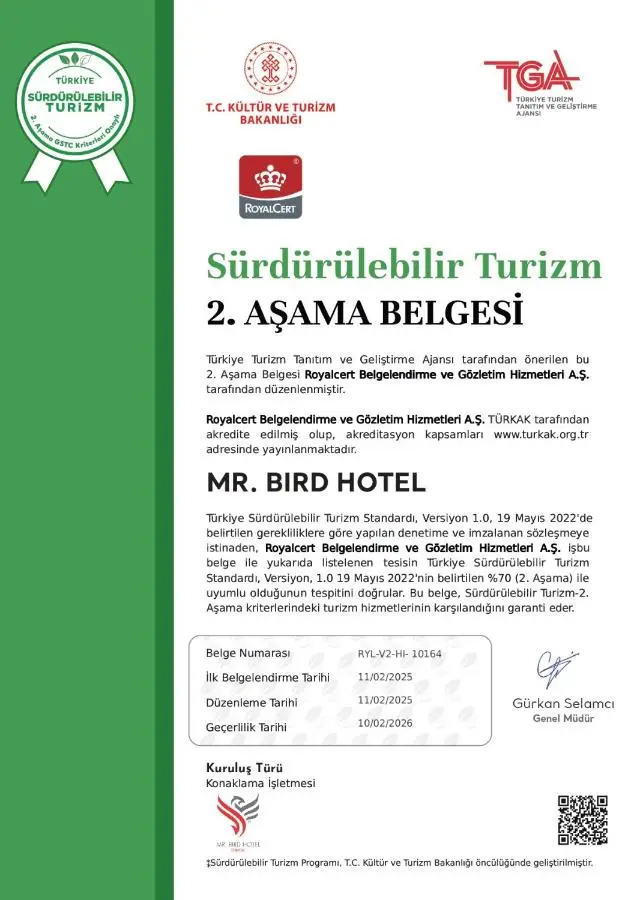 Mr. Bird Hotel
