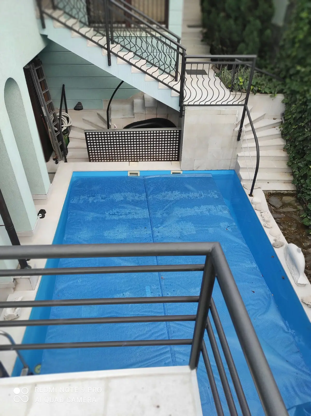 Apartment Apartment with pool, yard, parking.