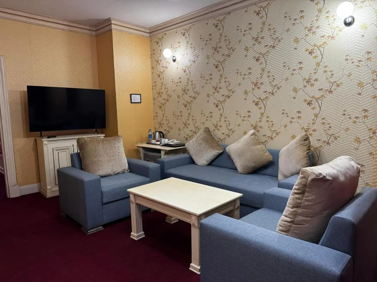 Alp Inn Hotel