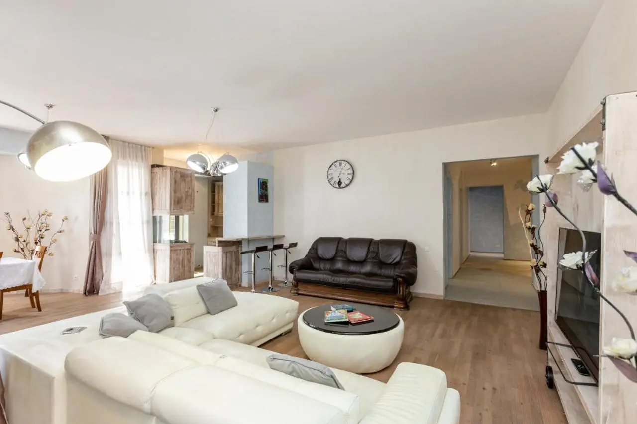 Executive Central Loft