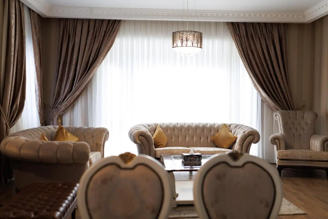 Ayan Palace Hotel