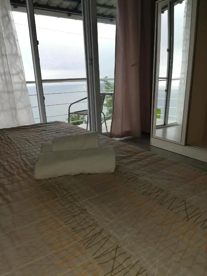 Albatross Kvariati Guest House