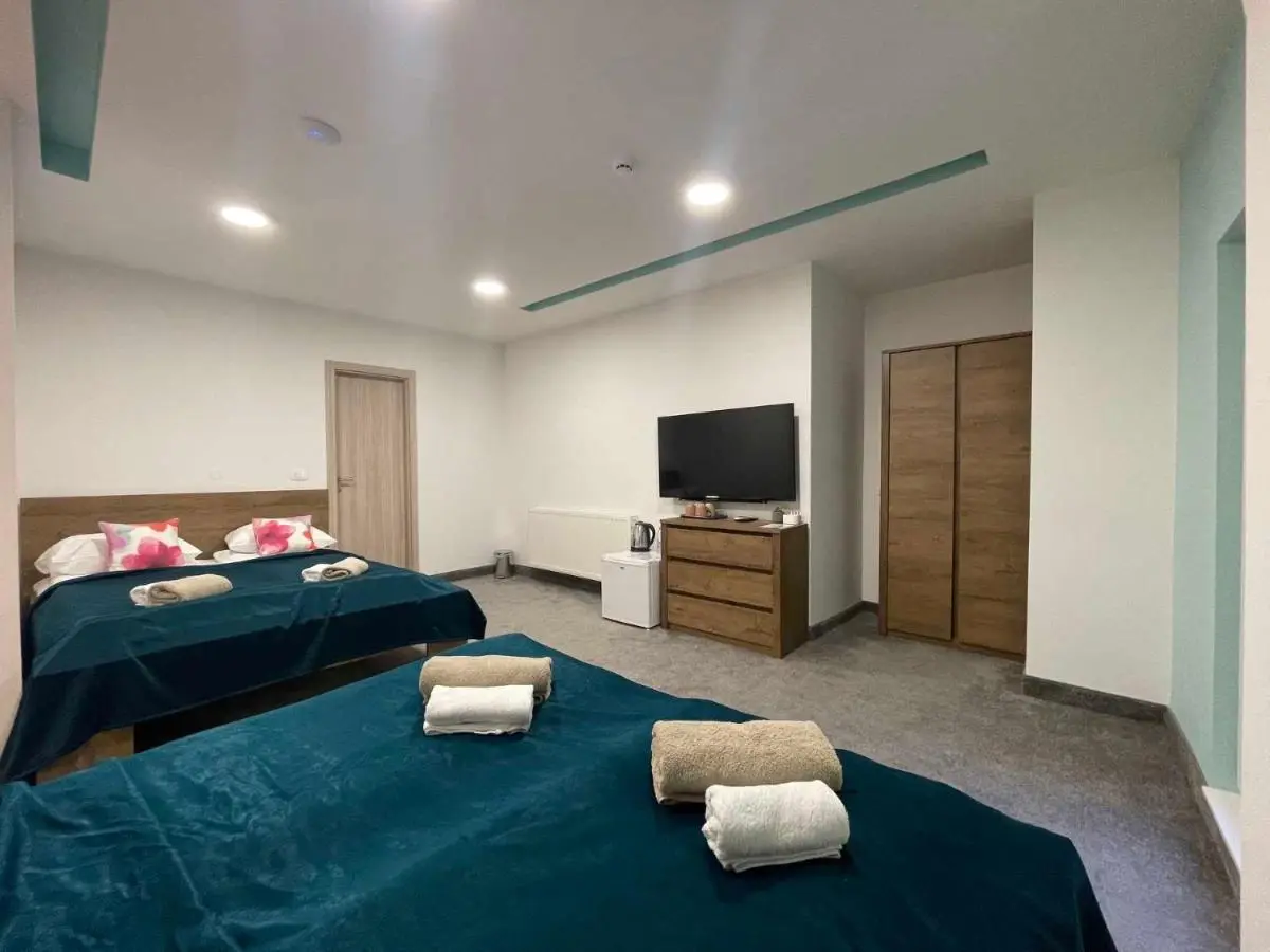 Hotel Story