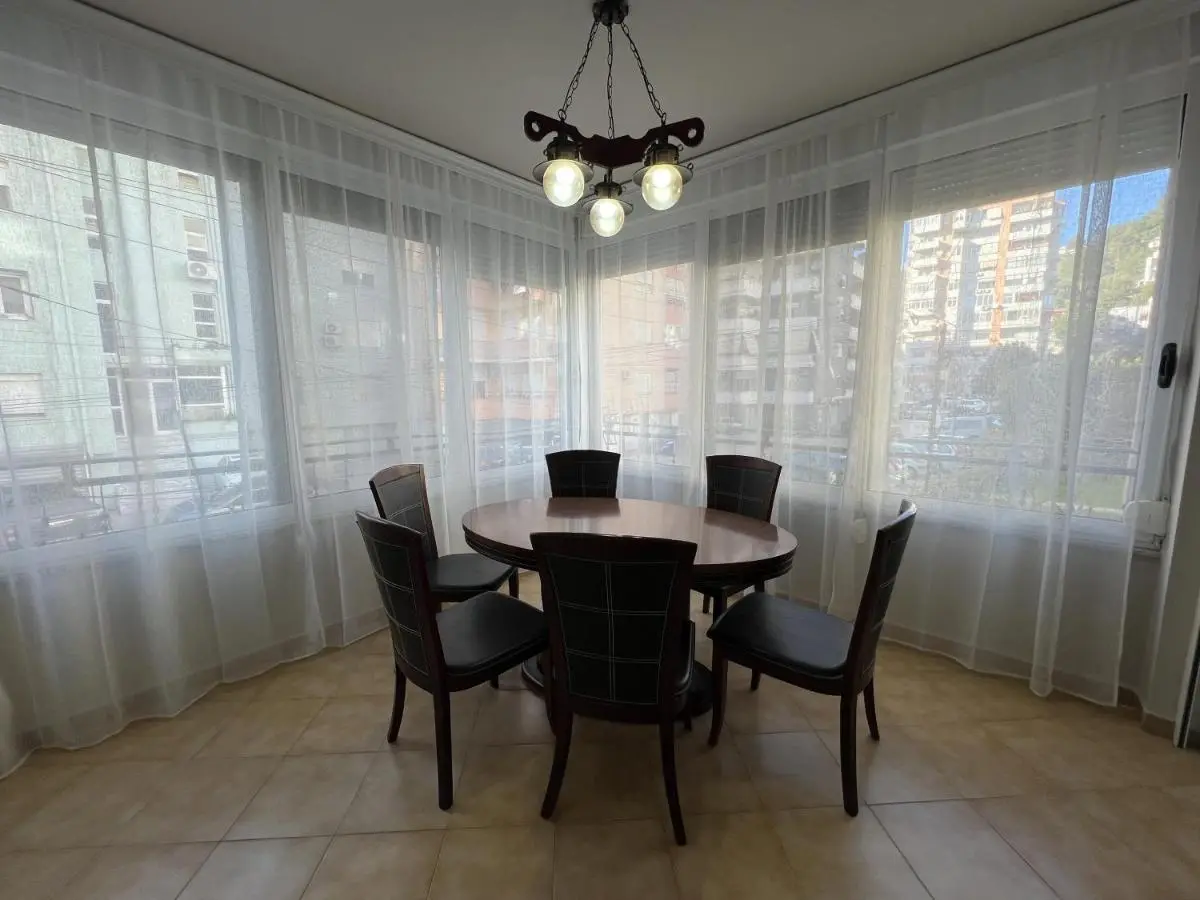Elly Apartment
