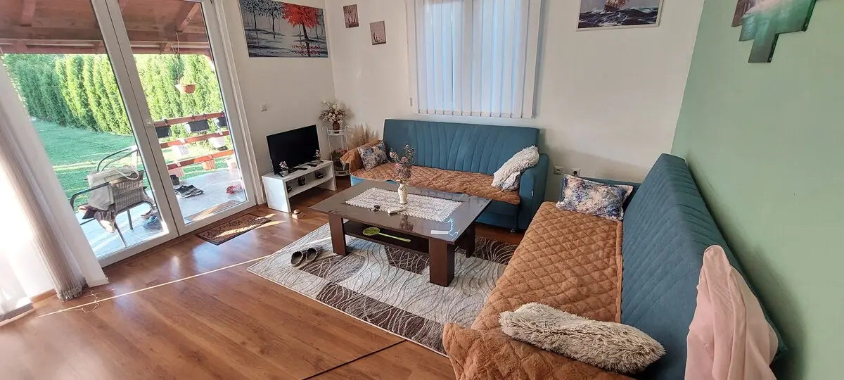 Lamija House