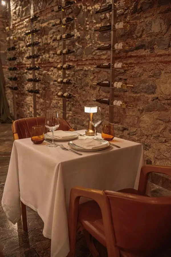Stone Inn Galata