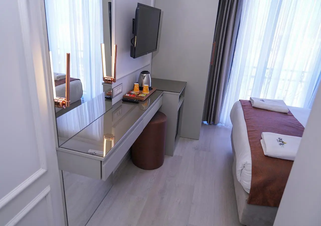 Cetin Port Hotel