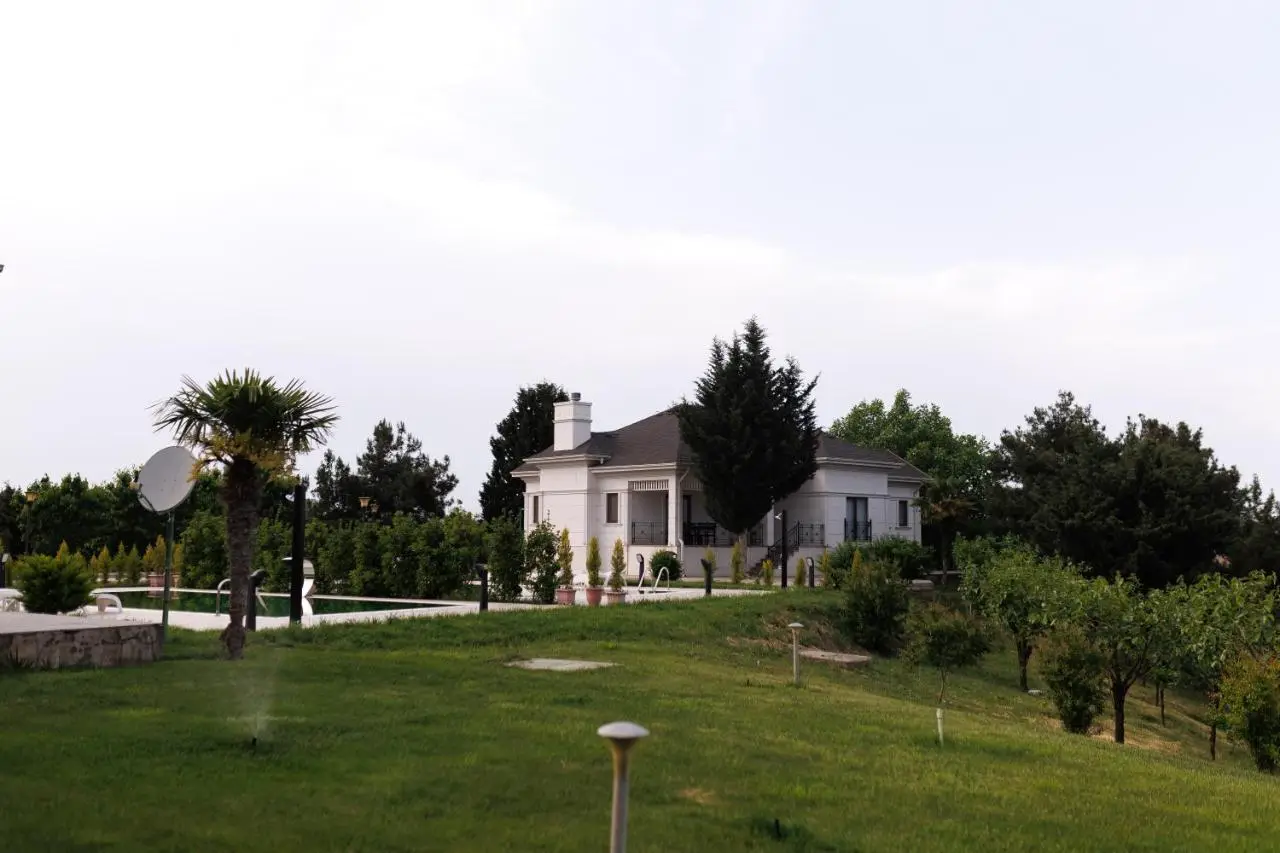 Ayan Palace Hotel