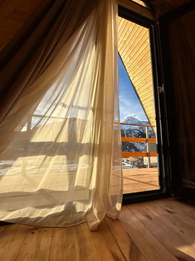 AURA Cottages