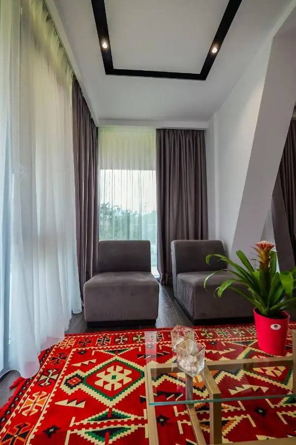 Hotel Uji Ftohte Tepelene