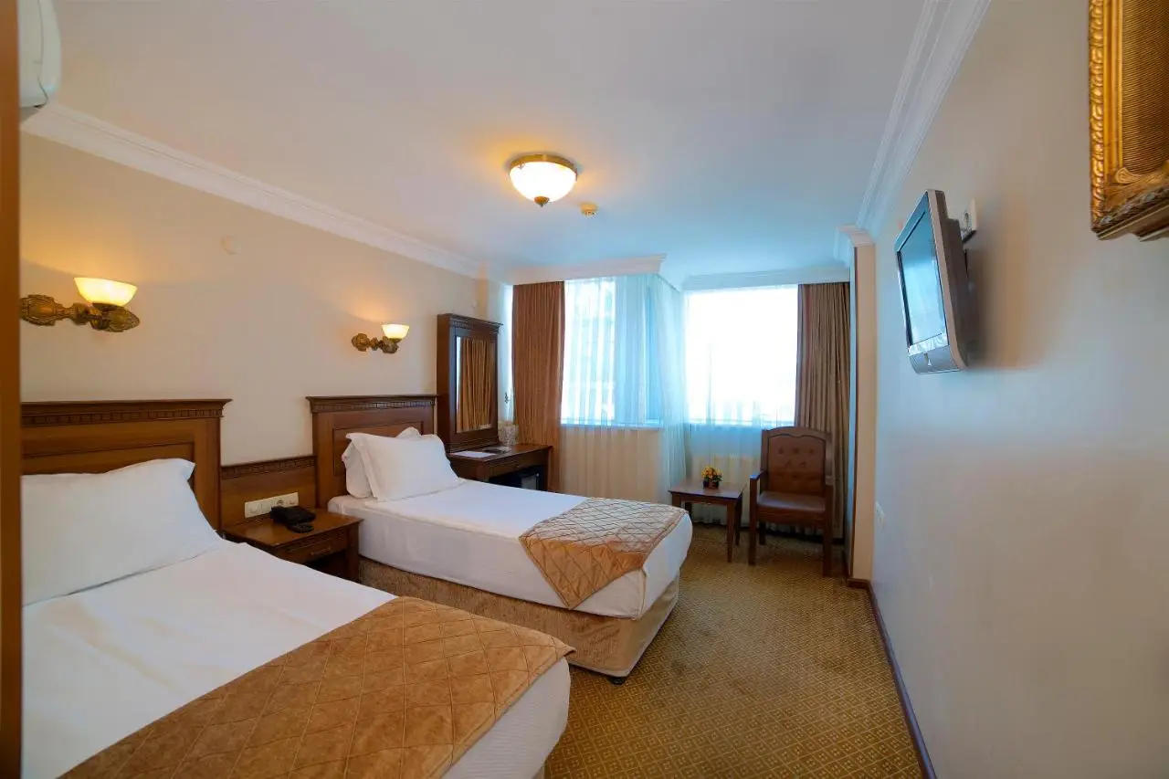 Grand Unal Hotel