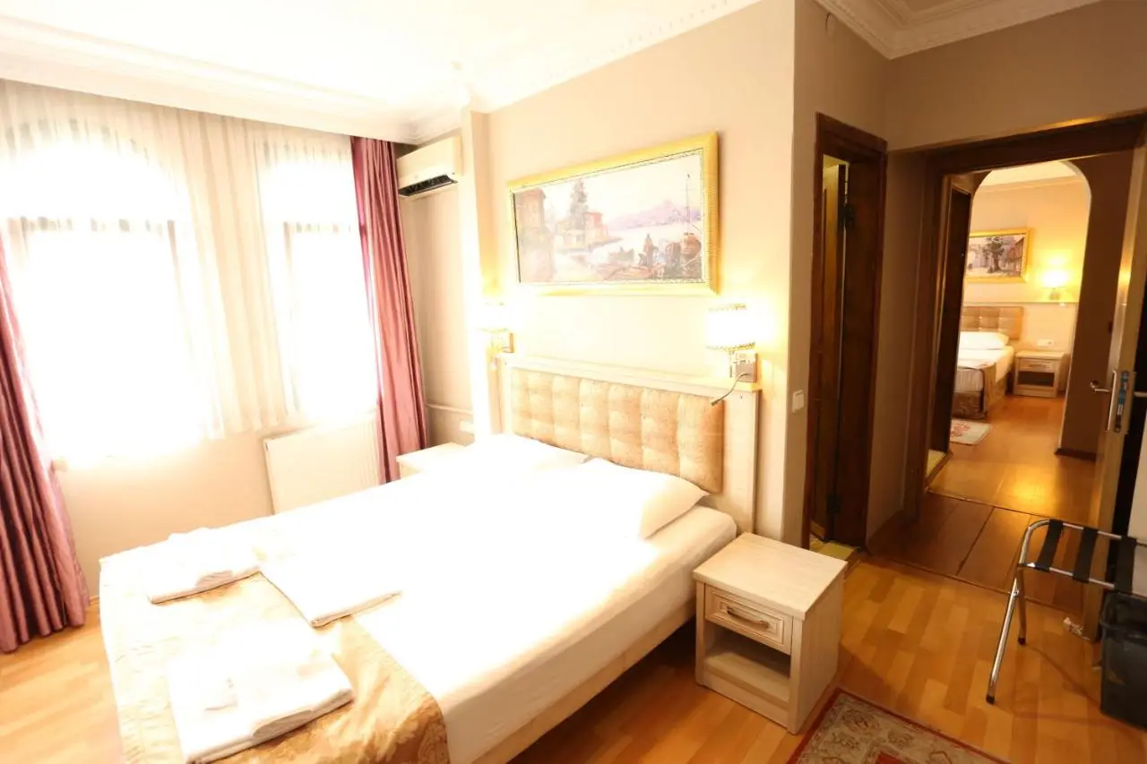 Tashkonak Studio Suites