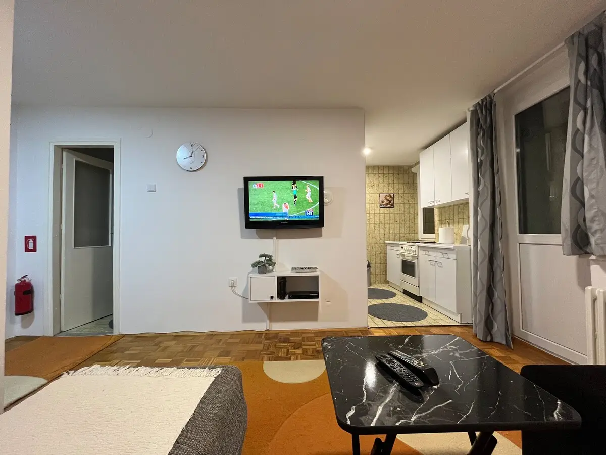 Cozy two bedroom apartment that feels like home