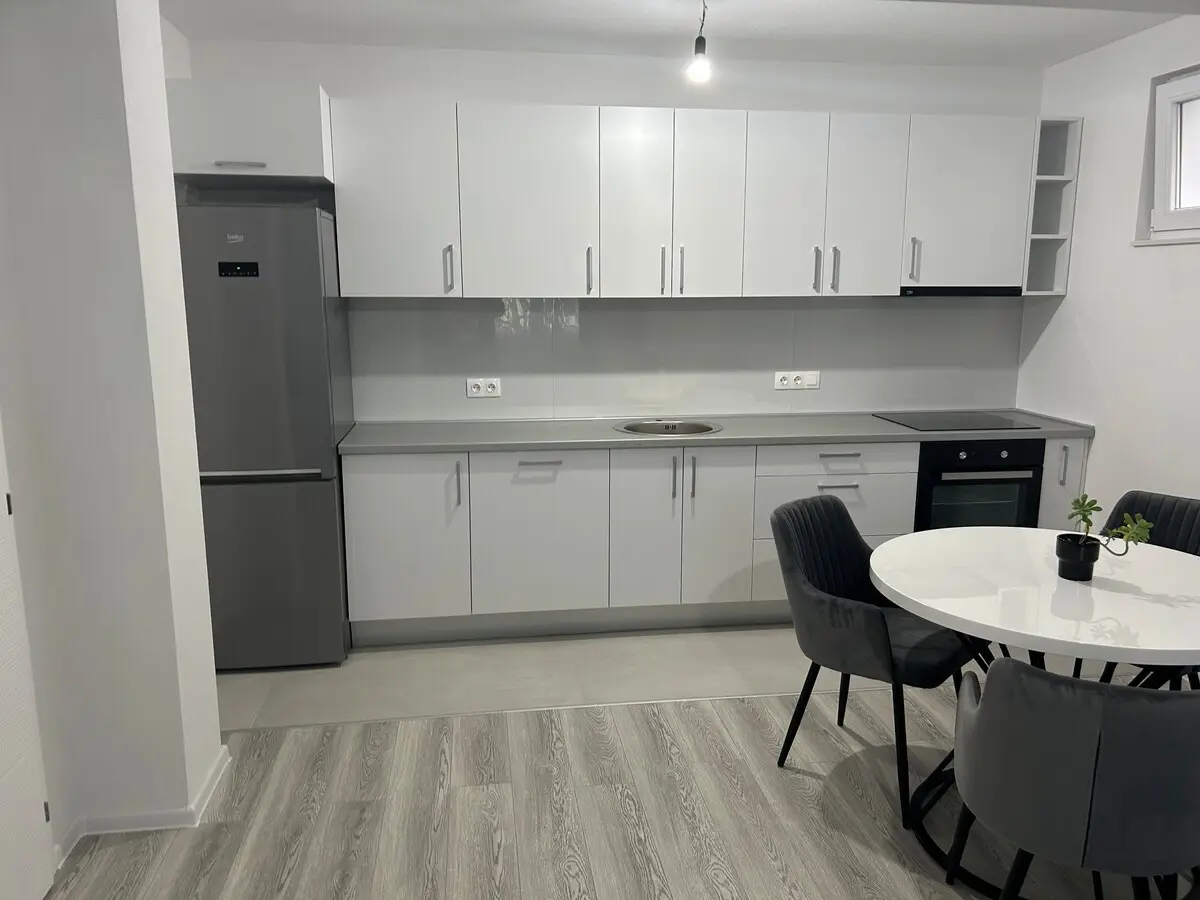 Apartment Sweet Holiday