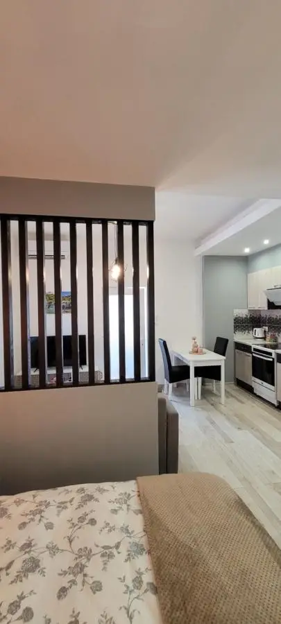 Oz Lux Apartments