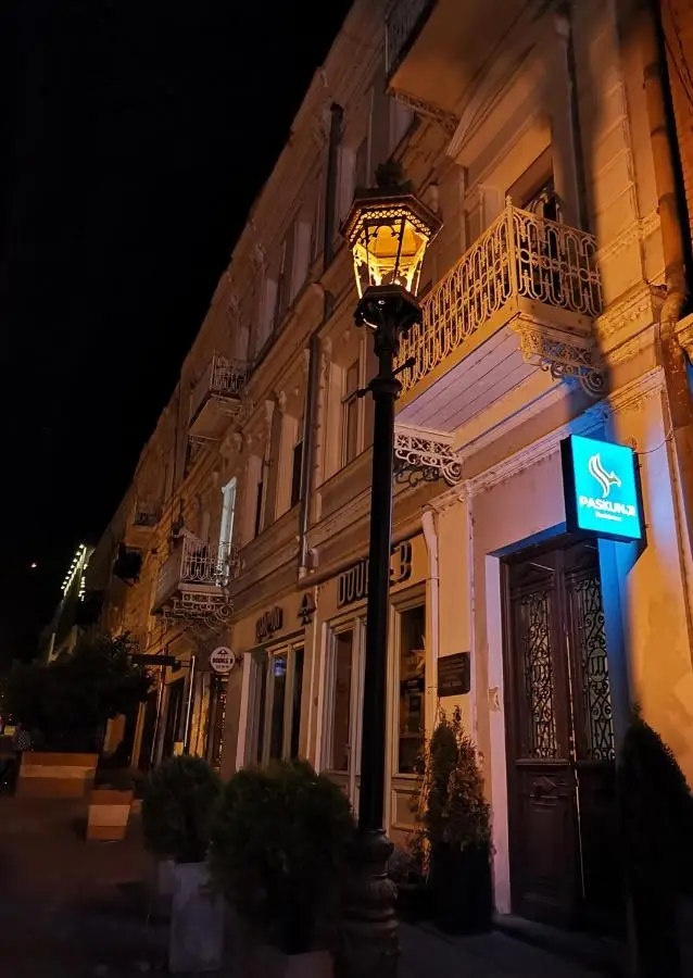 Paskunji Residence