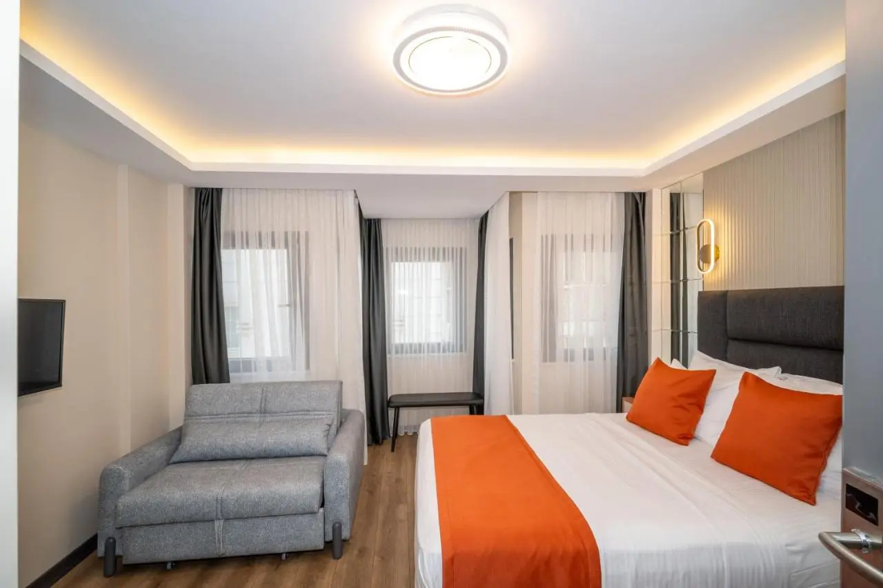 Robin Hotel