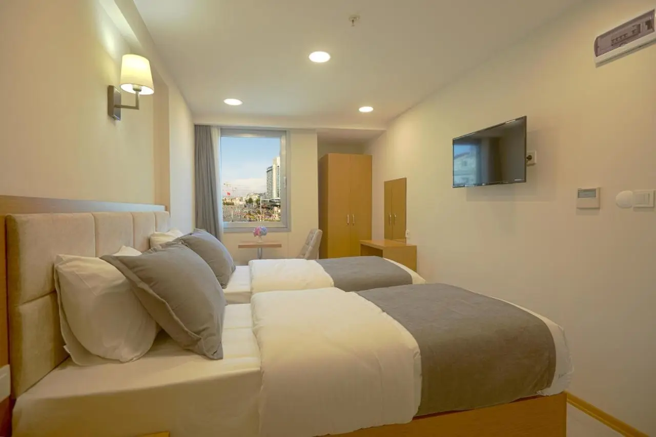 Kartal Palace Taksim Square FAMILY HOTEL