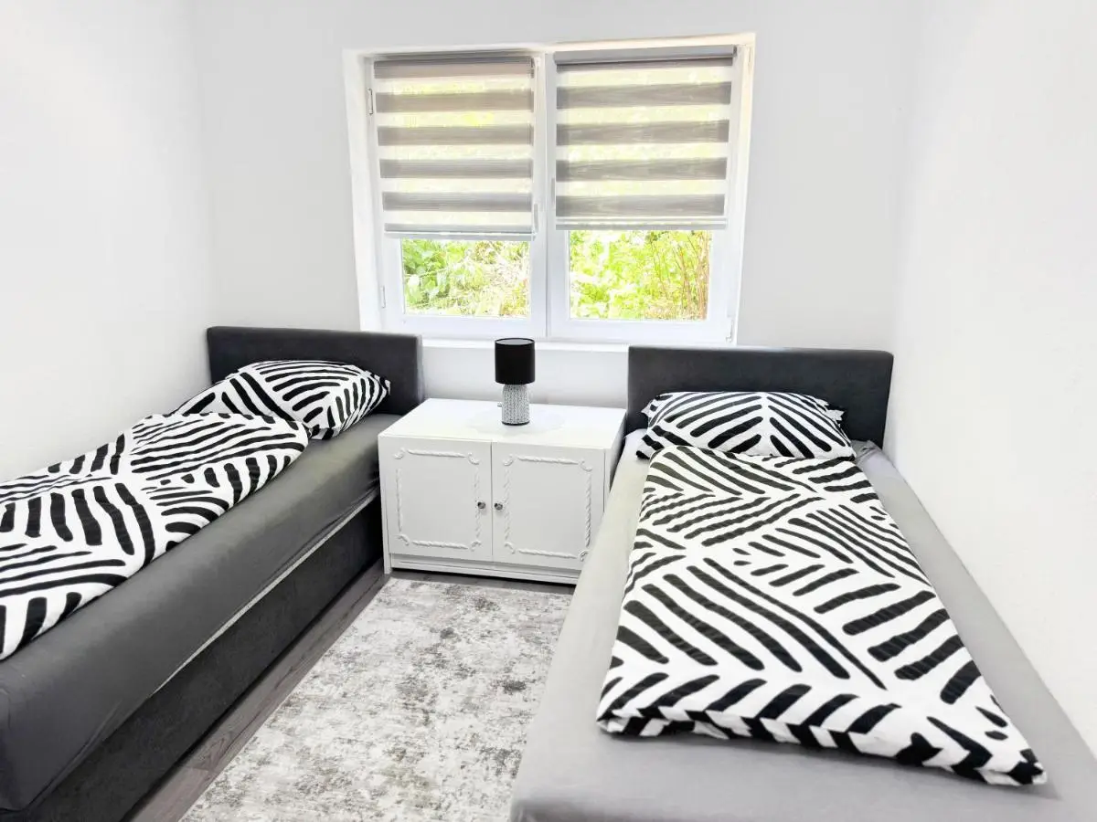 K&S Apartment Bistrik Stay - Private Parking