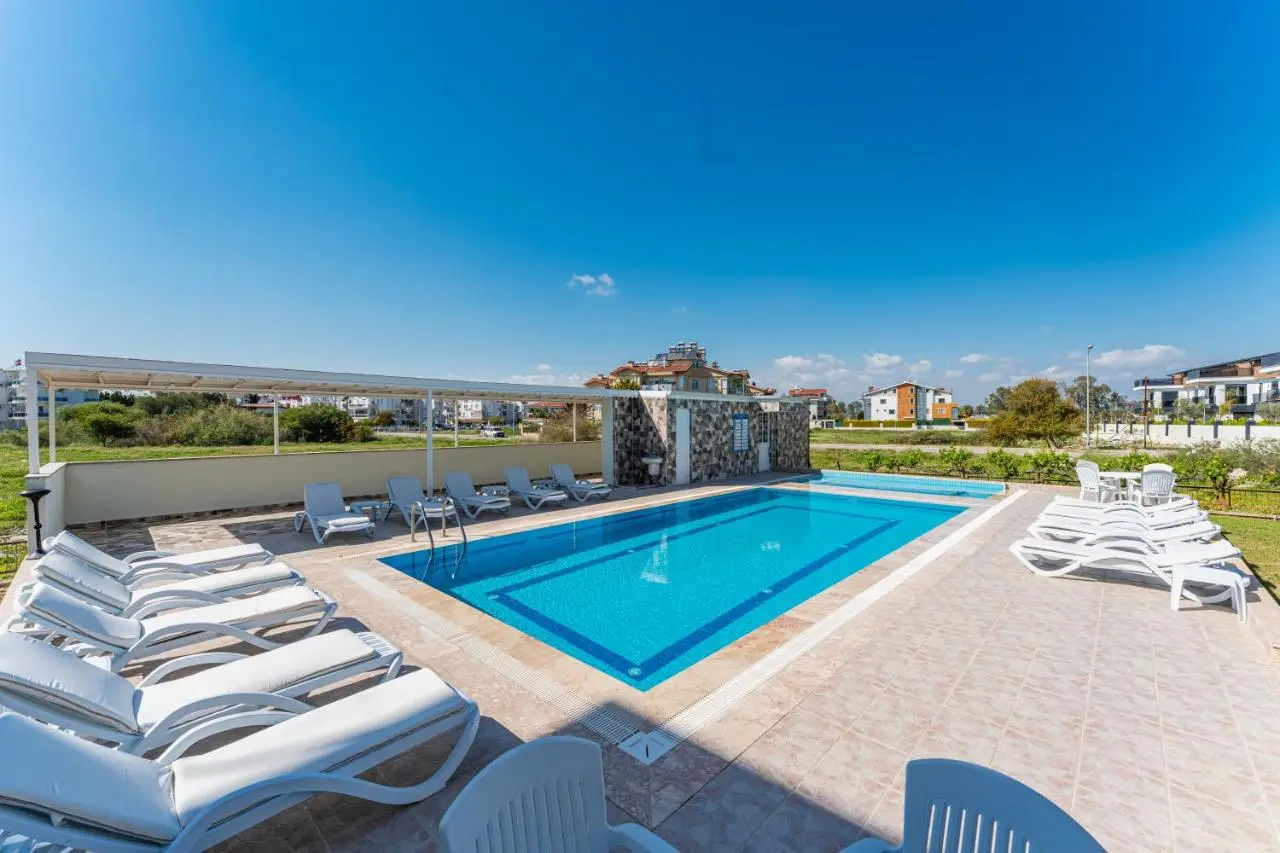 ASSOS APART BELEK