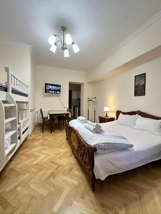 Davit's Apartments 21