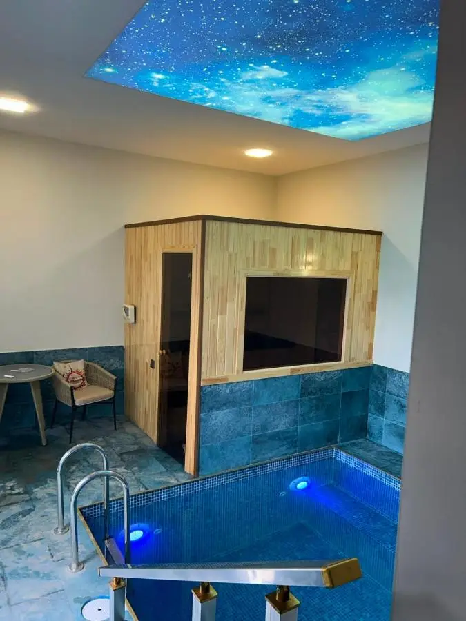 Roman's Spa & Villas