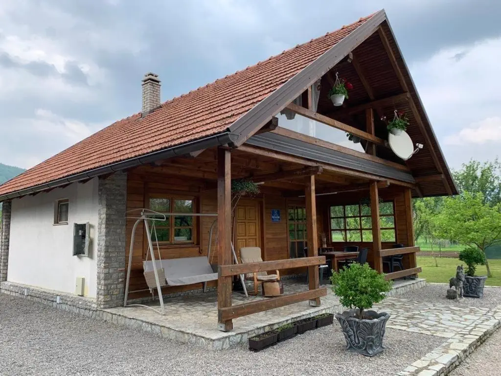 Unna-E Luxury House