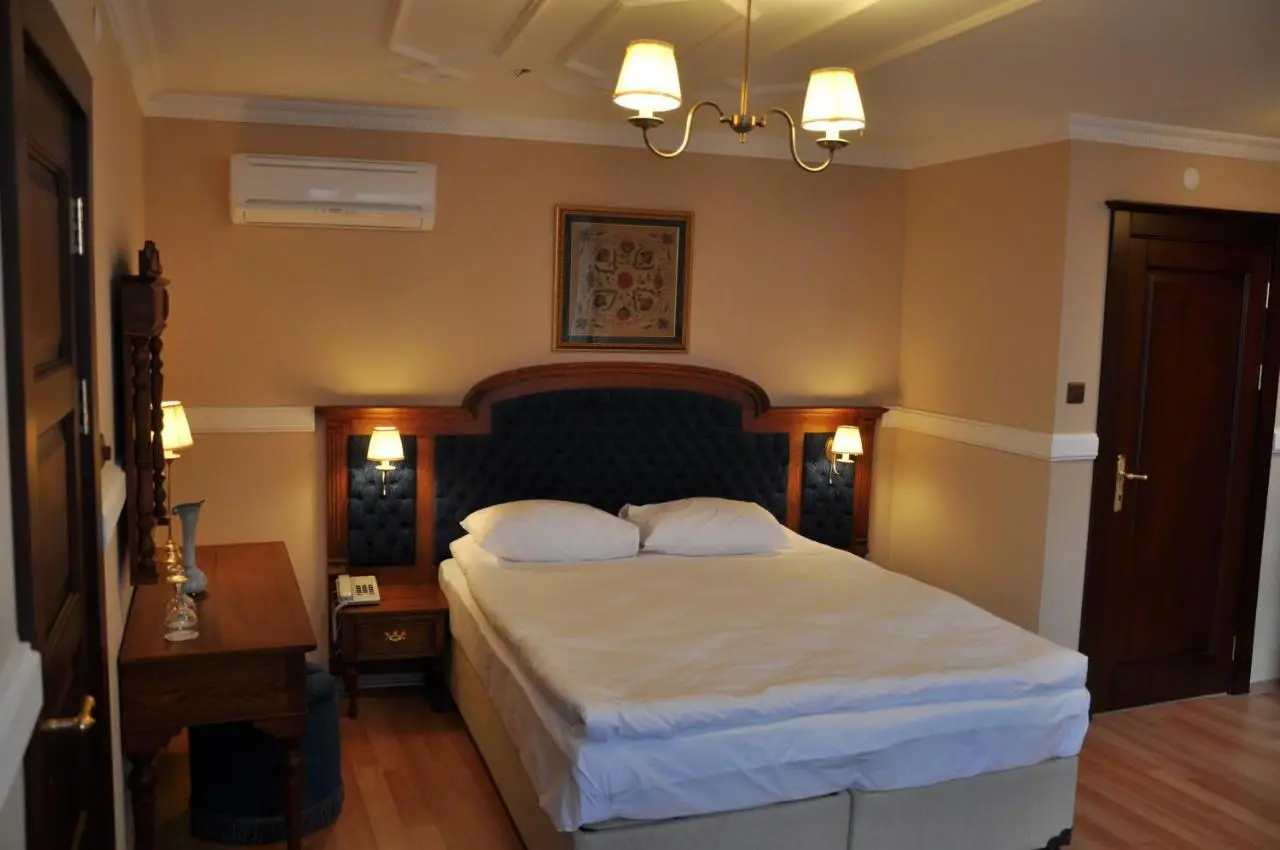 Aruna Boutique Hotel